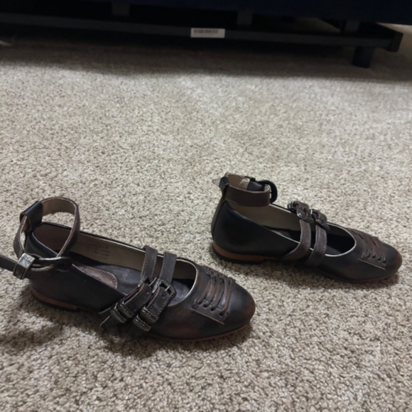 NEW FREEBIRD SHOES, BENTLEY, SIZE 6-BROWN - Picture 5 of 5